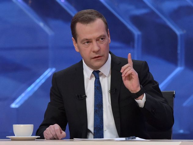 Медведев раскритиковал Голодец за возвращение к теме прогрессивного НДФЛ