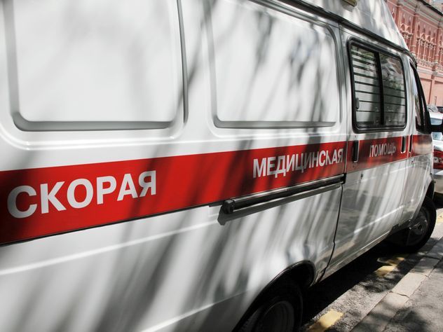 В Иркутске водители внедорожников избили врачей скорой помощи