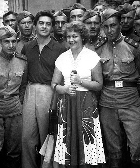 С Людмилой ЦЕЛИКОВСКОЙ...