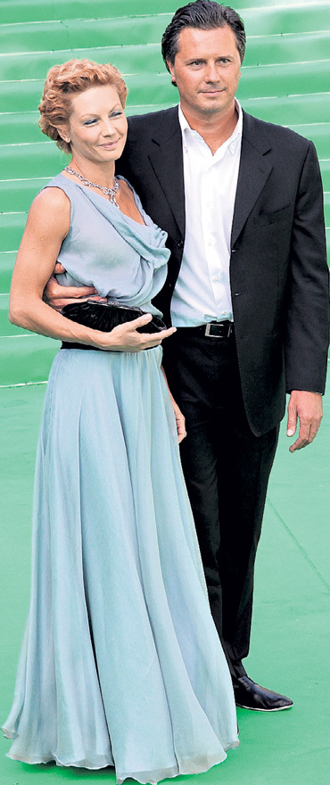 По некоторым данным, Алёна БАБЕНКО и Эдуард СУБОЧ в конце 2010 года не только поженились, но и обвенчались