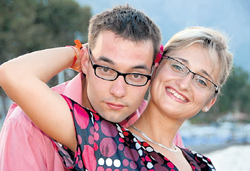 Брак ШЕПЕЛЕВА и Анны СТАРЦЕВОЙ продлился всего три недели. После развода девушка нашла свое счастье с Юрием ТАБОЛИНЫМ