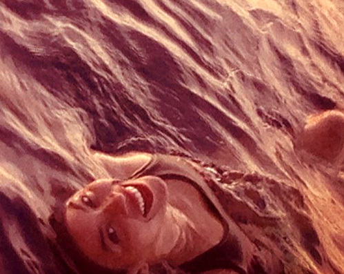 Бейонсе выложила в Интернет свои снимки в купальнике и без макияжа