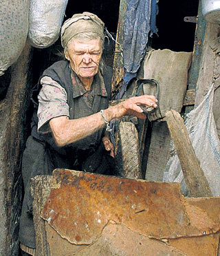 Баба Рая мечтает выгнать «контру» из Госдумы