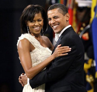 Барак Обама с женой Мишель изо всех сил изображают счастливую пару - фото tumblr.com