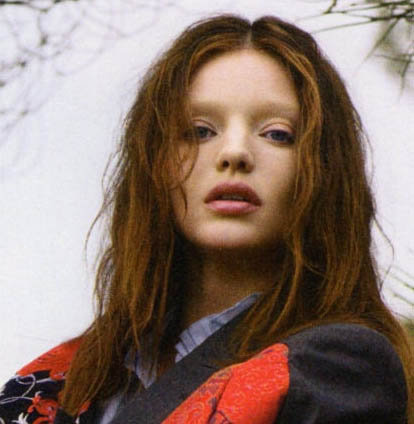 Миранда снялась с минимумом макияжа на лице