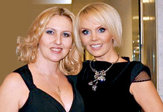 Валерия с двоюродной сестрой Наташей ЗОТОВОЙ