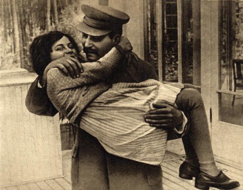 Иосиф Сталин с дочкой Светланой (1935 год). Фото: ru.wikipedia.org