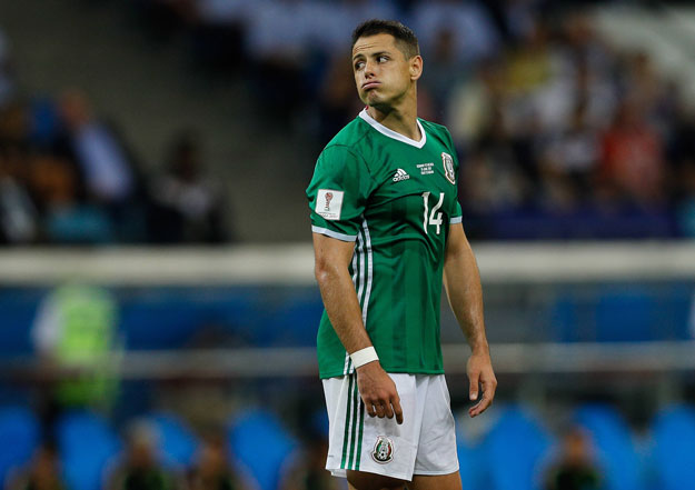 Форвард сборной Мексики Хавьер Эрнандес: «Эта игра показалась нам очень грустной. Я не буду сейчас искать какие-то отговорки, но это футбол. Теперь мы будем стараться занять третье место». (Фото: globallookpress.com)