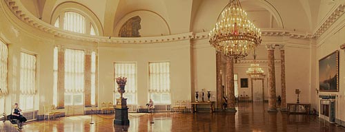 Зал Александровского дворца, который Екатерина построила для внука. wikimedia.org