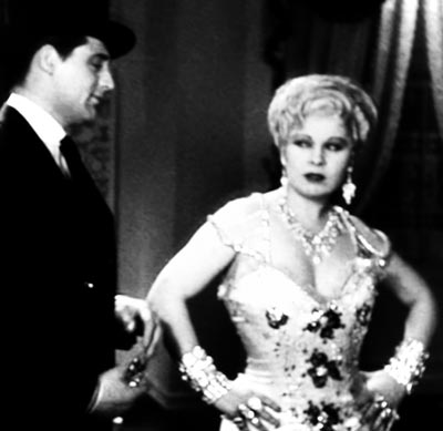 Мэй Уэст и Кэрри Грант в фильме «Она обошлась с ним нечестно»   (1933 год). flickr.com