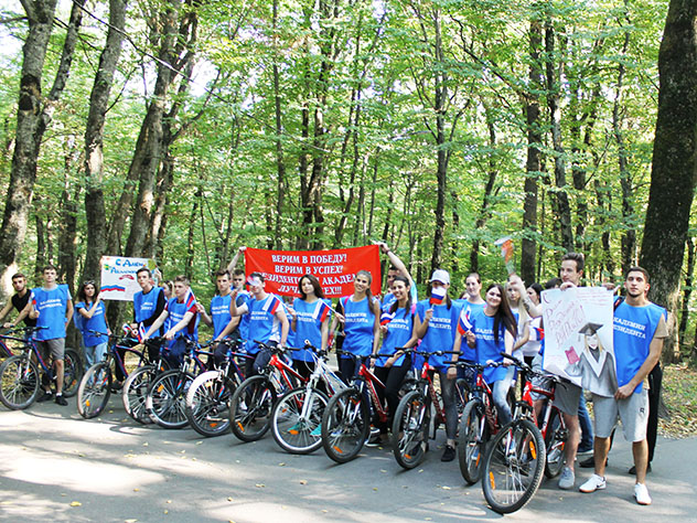 Студенты и преподаватели Ставропольского филиала РАНХиГС приняли участие в традиционном велопробеге в честь «Дня Академии»
