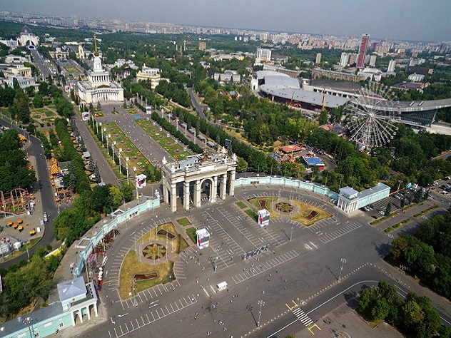 На ВДНХ открыли макет Москвы с копиями 20 тысяч зданий