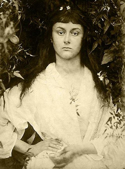 А. Лидделл в возрасте 20 лет (1872, фотограф Дж. Камерон). Камерон, Джулия Маргарет / wikipedia
