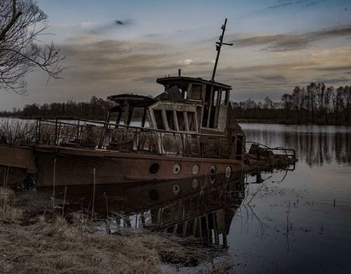На берегу реки Припять в окрестностях одноимённого города.

Фото: *instagram.com