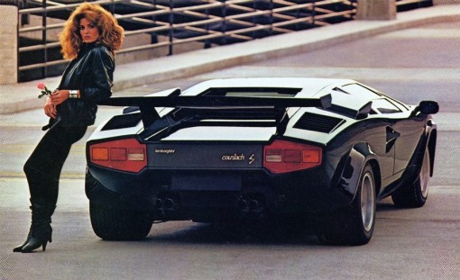 В чертах Countach, с момента создания которого прошло уже больше 40 лет, узнаются современные модели Lamborghini.