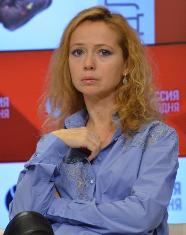 Елена-Захарова