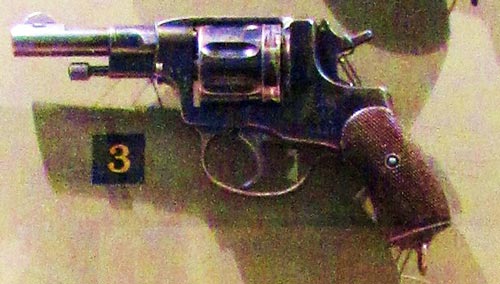 Револьвер модели Officer. Источник: wikimedia.org
