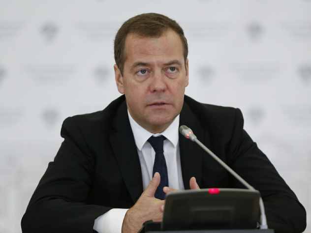 Медведев скоро вернется на работу