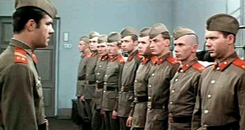 Кадр из фильма «Весенний призыв», 1976 г.