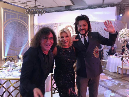 Валерий Леонтьев, Филипп Киркоров поздравили с юбилеем Ольгу Крутую/Фото: фейсбук** Аллы Крутой