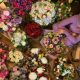 Кожевникова похвасталась десятками букетов цветов