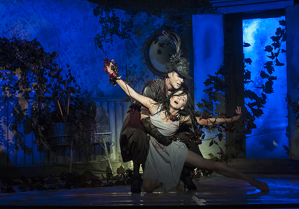 Наталья Осипова в премьерном показе балета The Mother