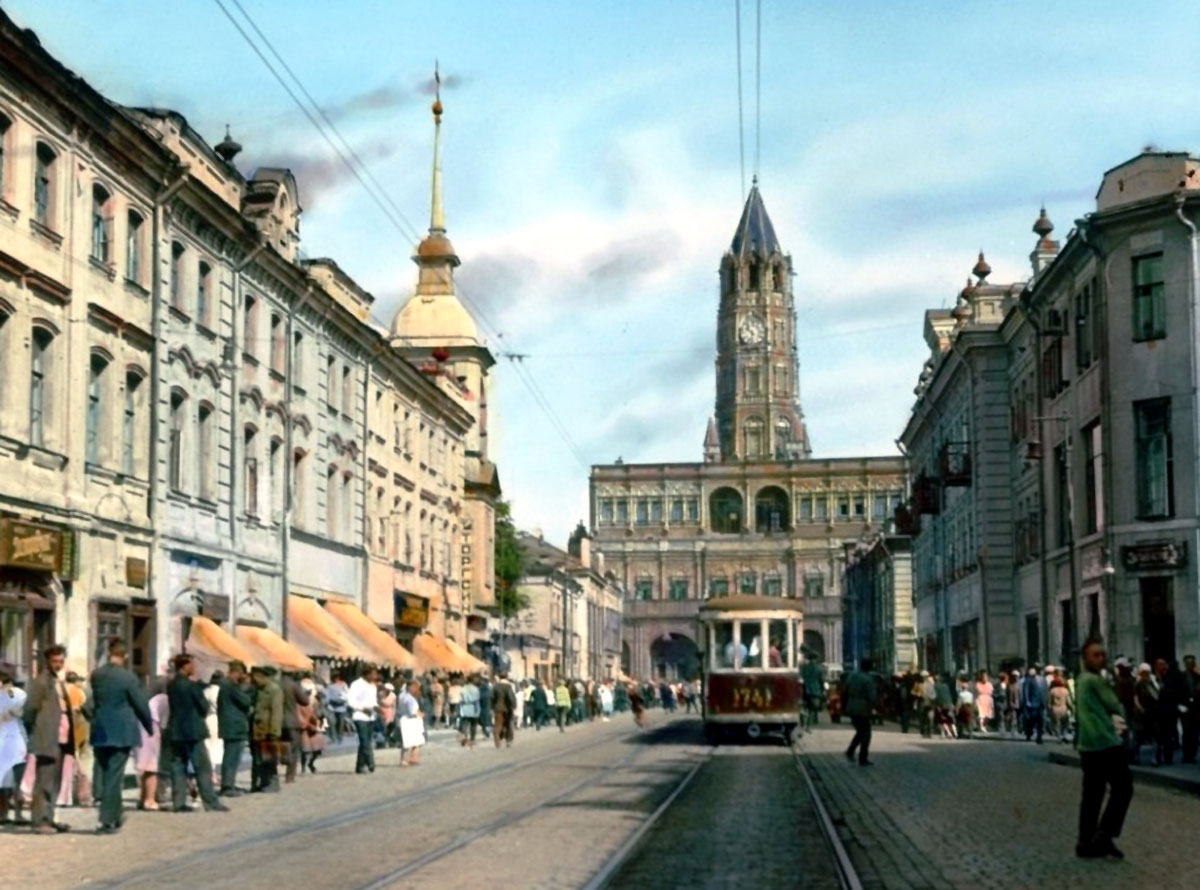 Вид на Сухареву башню со стороны Сретенки (1900-е годы)…