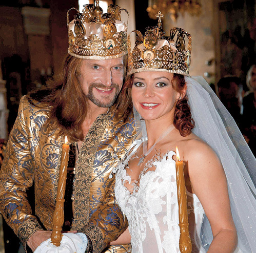 Мен абайсызда есегіммен жігіттің мүшесіне отырдым Ресейлік атақты кискалар