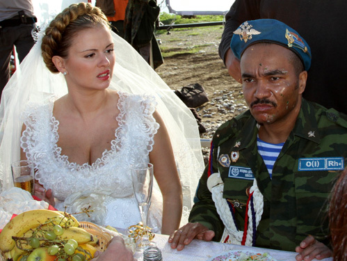 Анна Семенович В Свадебном Платье – Большая Ржака! (2012)