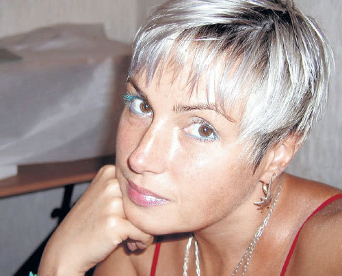 Светлана Иванова В Белом Купальнике – Искушение (2007)