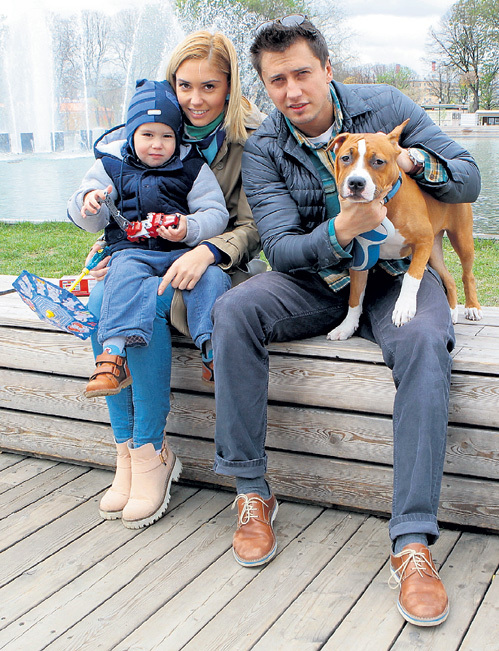 Павел ПРИЛУЧНЫЙ с женой и сыном