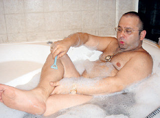 Қыздың ең түкті аяқтары порно