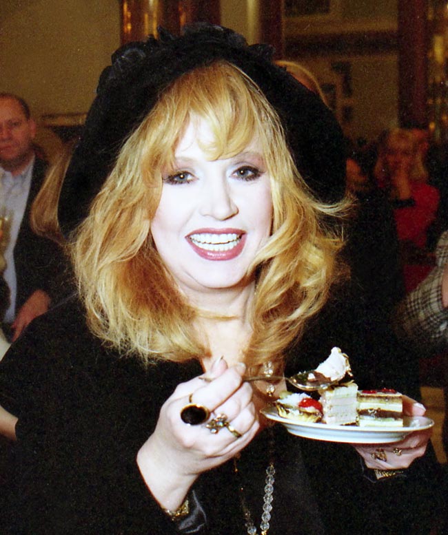 Алла-Пугачева2