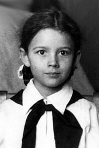 Пионерка Варлей обожала цирк с детства. Фото: kino-teatr.com