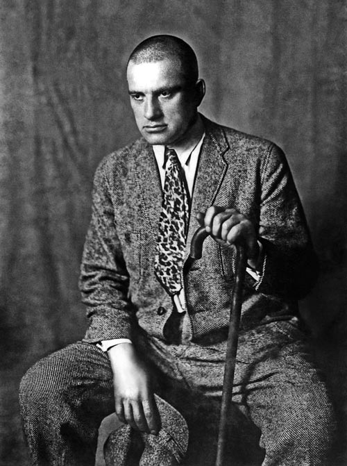 Владимир Маяковский, 1920 г. Фото: ru.wikipedia.org