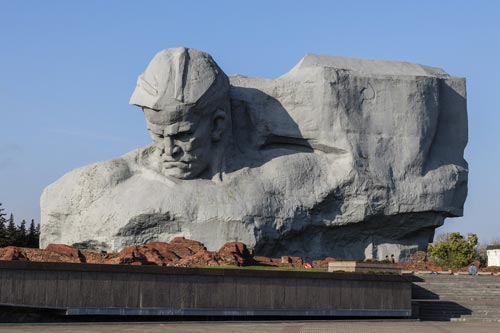 Монумент защитникам Брестской крепости. mil.ru
