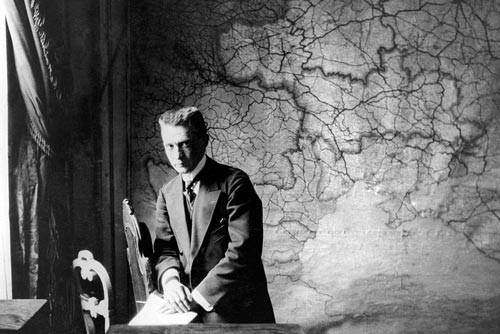 Керенский в сентябре 1917 г. wikimedia