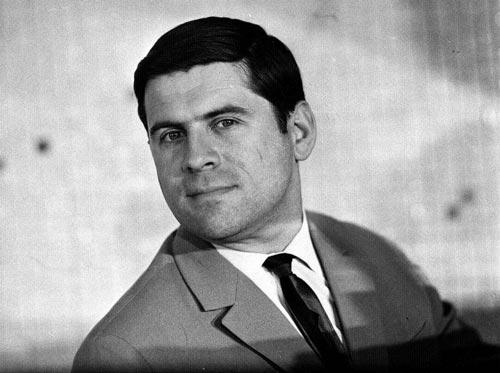 Александр Броневицкий сделал из Эдиты звезду. wikipedia