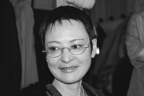 Ирина Хакамада, авт. – Е. Давыдова