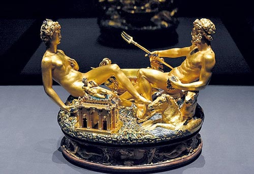 Солонка «Сальера» авторства Бенвенуто Челлини