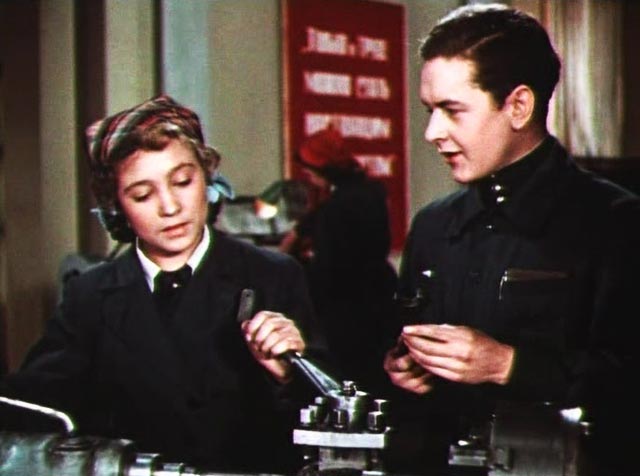 Первая роль в кино Надежды Румянцевой. «Навстречу жизни», 1952 год Кадр из фильма