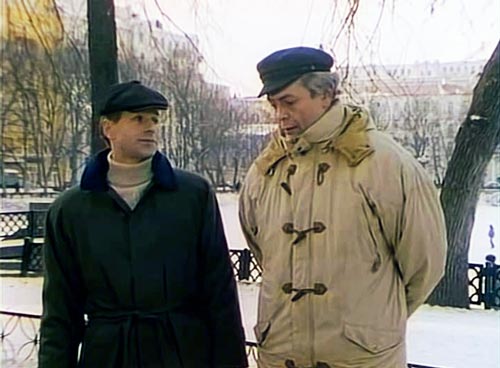 Кадр из фильма «На углу, у Патриарших»