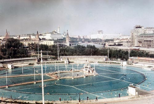 Бассейн «Москва», 1969 год. wikimedia