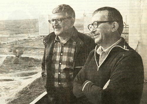 Аркадий и Борис Стругацкие, 80-е годы. wikipedia