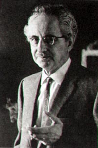 Отец писателя Семен Ляндерс. wikipedia
