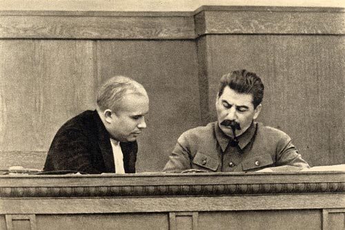 Никита Хрущев и Иосиф Сталин, 1936 год. wikimedia