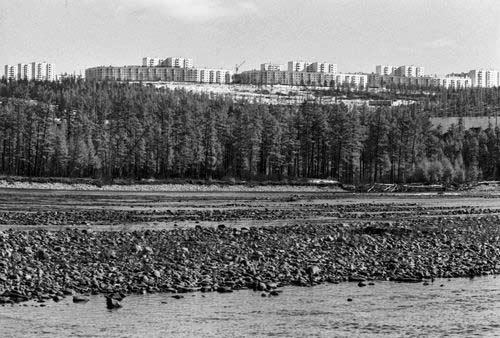 Вид на город Нерюнгри, конец 1980-х. Автор: Подэрни Роман. Credit: Подэрни Роман/Фотохроника ТАСС