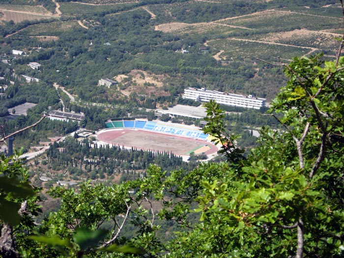 Вид на «Артек» с горы Аю-Даг. wikimedia