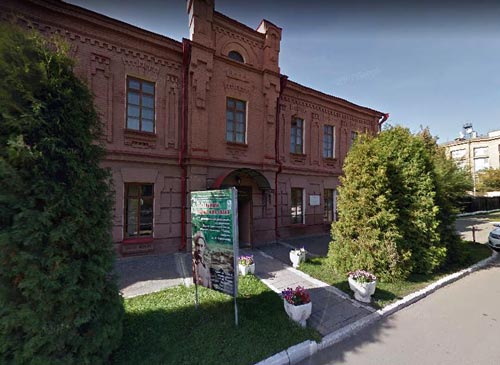 На улице Таубе в Омске находится Музейный комплекс воинской славы омичей. Фото: панорамы Google