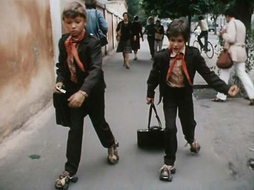 Кадр из фильма «Приключения Петрова и Васечкина, обыкновенные и невероятные»